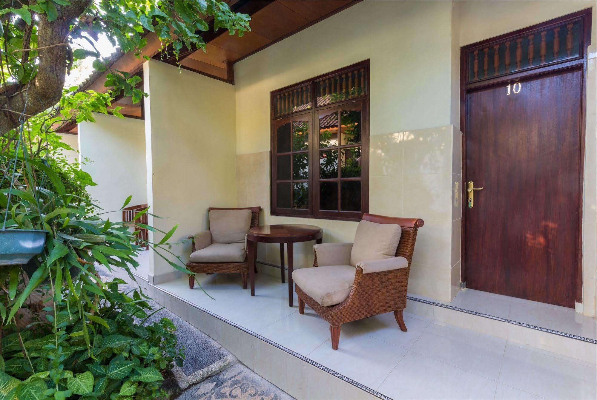 Reddoorz @ Sehati Raya Kuta Legian Kültér fotó