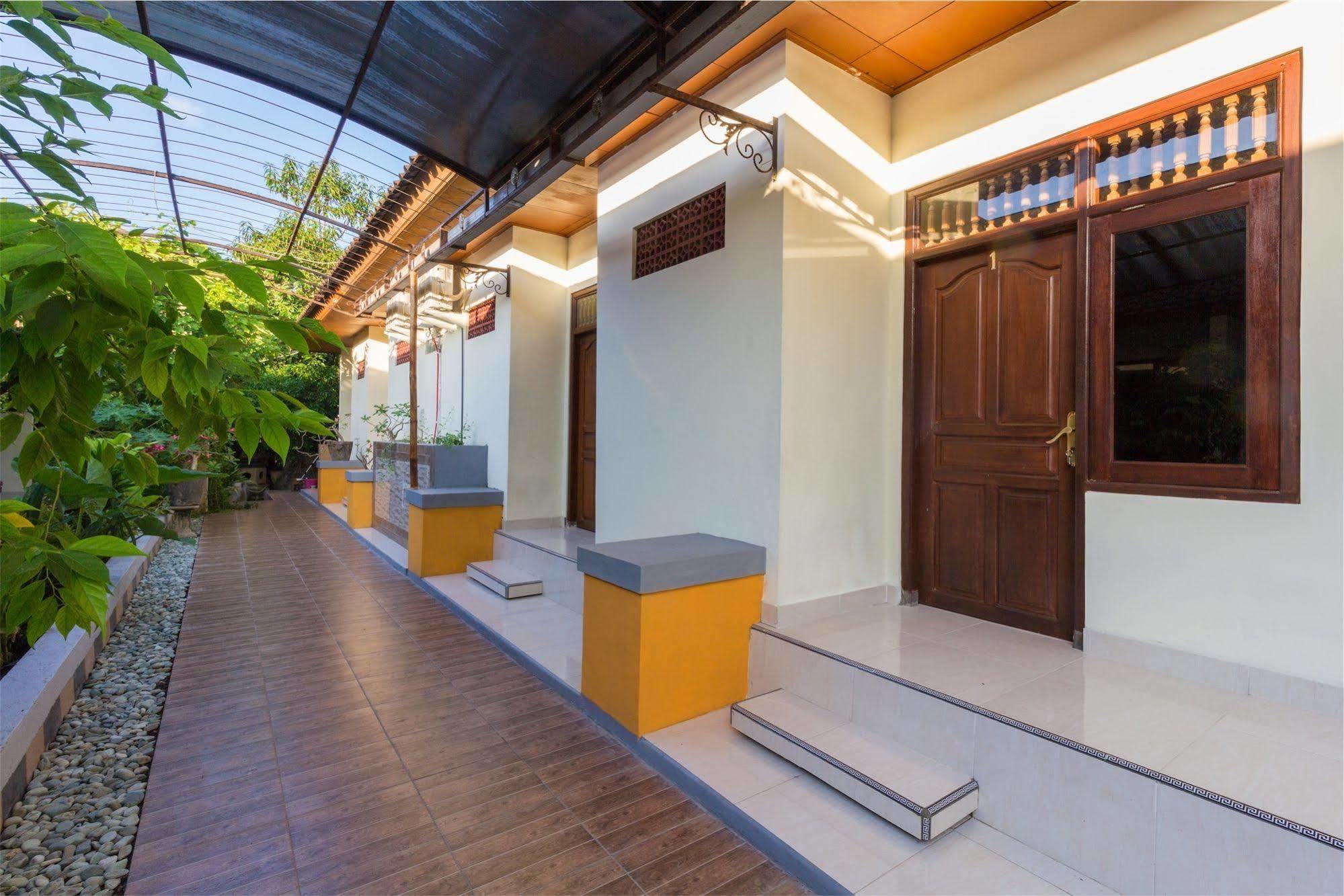 Reddoorz @ Sehati Raya Kuta Legian Kültér fotó